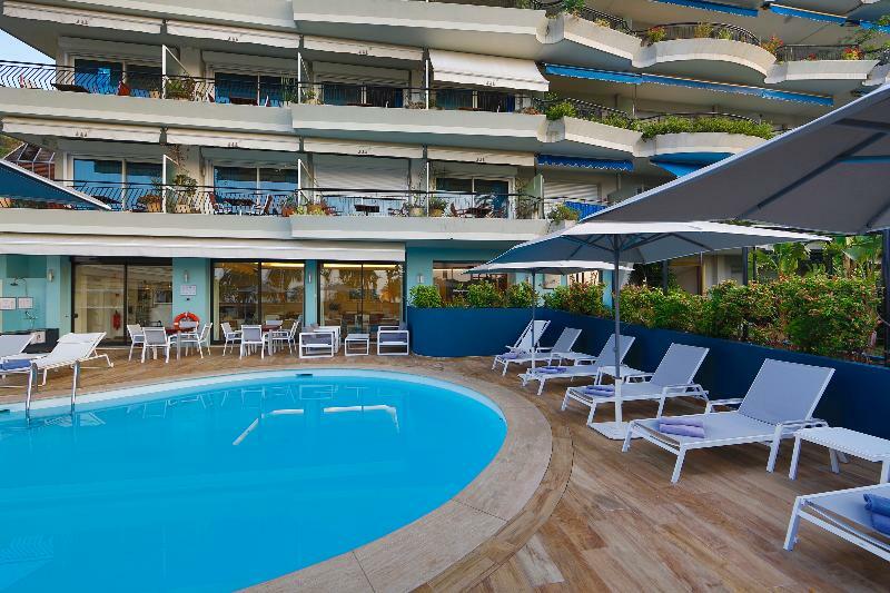 Napoléon Hotel 4*